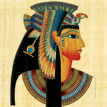A rainha do Egito Cleópatra ditava moda já naquela época com cabelos pretos